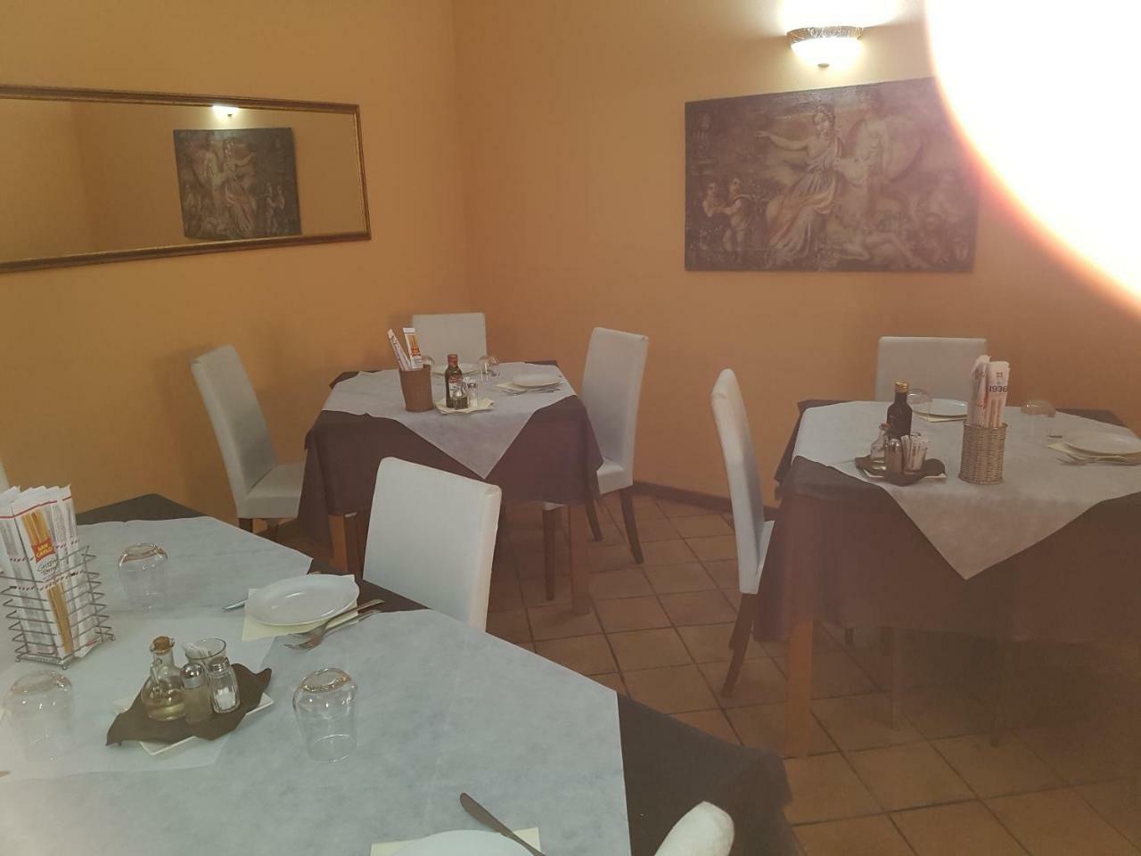 Albergo Ristorante Al Gallo Sanguinetto Exterior foto